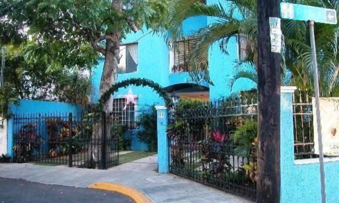 Downtown Cancun Hotel | Hotel Los Girasoles Cancun
