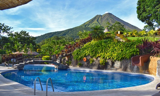 Arenal Hot Springs Hotel | Hotel Los Lagos Spa & Resort