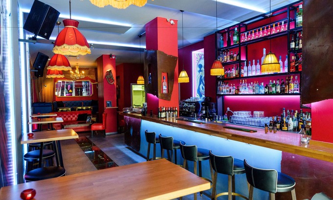 Piraeus Hotel | Hotel Lux