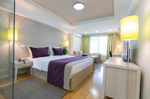 Vozdovac Hotel | Hotel M