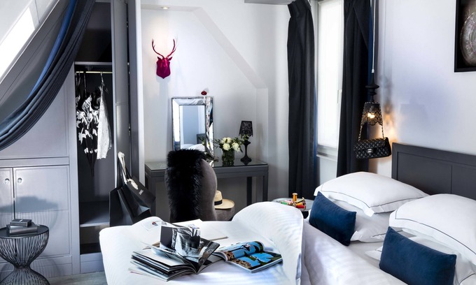 Saint-Vincent-de-Paul Hotel | Hotel Mademoiselle