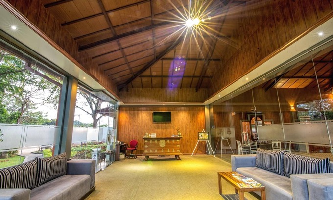 Polonnaruwa Hotel | Hotel Mahanuge