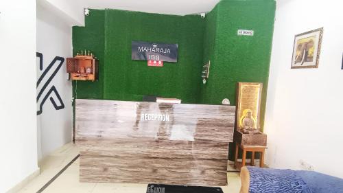 Lajpat Nagar Hotel | Hotel Maharaja Inn - Lajpat Nagar I