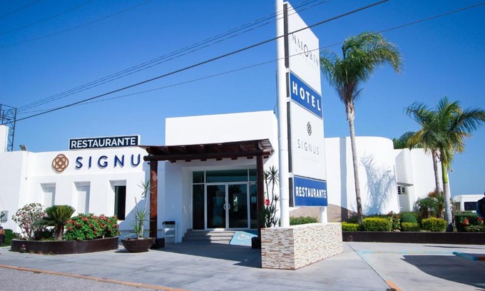 El Zacatal Hotel | Hotel Maioris La Paz