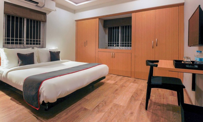 Shaikpet House | Hotel Mallikarjun Residency