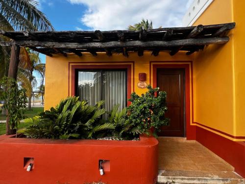 Celestun Hotel | Hotel Manglares Cabaña Pelicano