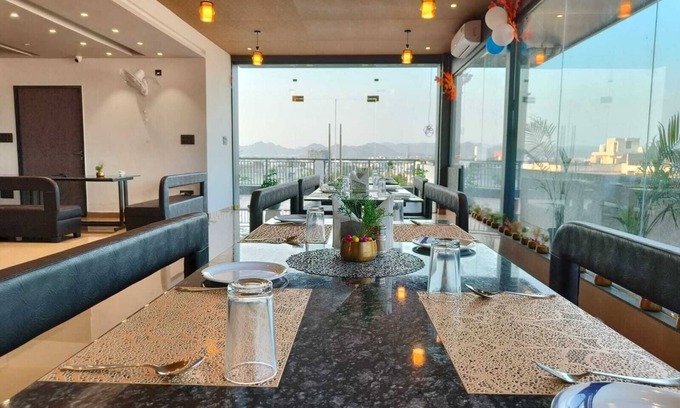 Udaipur Resort | Hotel Maple Residence