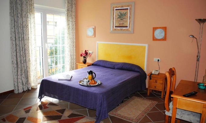 La Cala del Moral Hotel | Hotel María Cristina