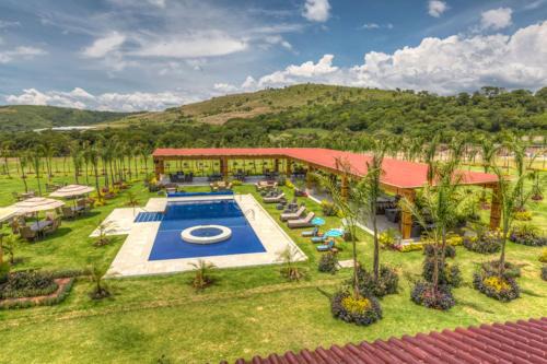 Tonatico Hotel | Hotel Matea San Isidro