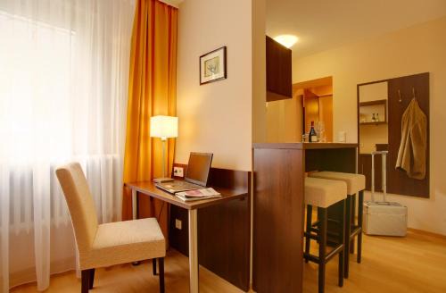 Suedstadt Hotel | Hotel Mercedes City