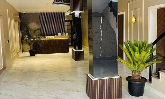 Abu Road Hotel | Hotel Meritus Mount Abu