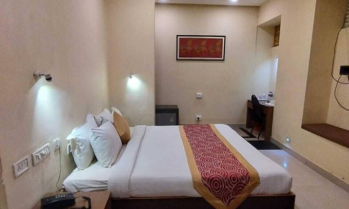 Thrissur Hotel | Hotel Merlin Interantional