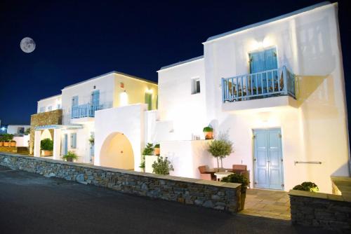 Kithnos Hotel | Hotel Messaria