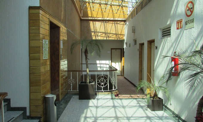 Cuauhtemoc Hotel | Hotel Mina