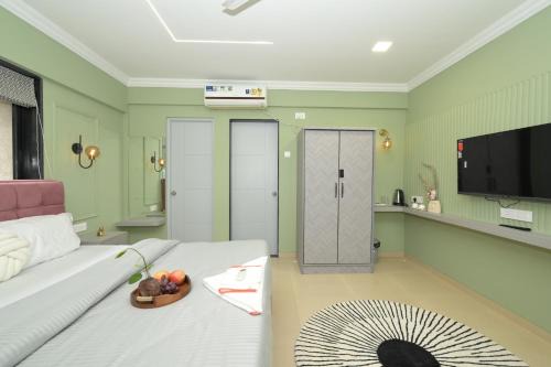 Viman Nagar Bed & Breakfast | Hotel Miraya Inn - A Boutique Stay
