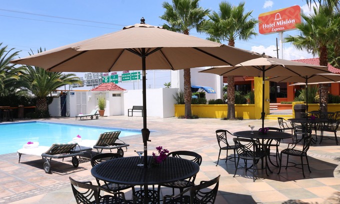 Saltillo Hotel | Hotel Misión Express Saltillo