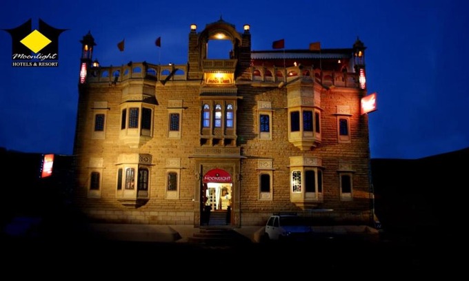 Jaisalmer Hotel | Hotel MOONLIGHT, RESORT & RESTAURANT in Jaisalmer