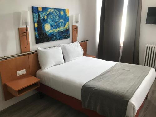 Quartier Vieux Marche-Cathedrale Hotel | Hotel Morand