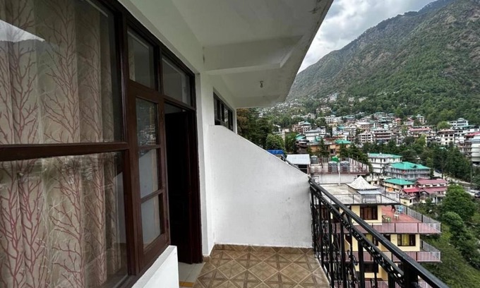 Dharamshala Hotel | Hotel Mountain Trail
