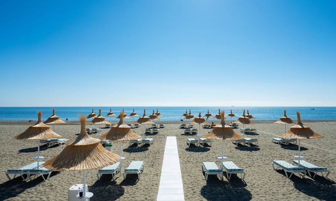 Carihuela Hotel | Hotel MS Tropicana