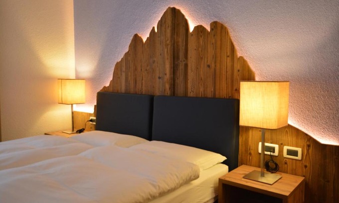 San Giovanni di Fassa Hotel | Hotel Nès Crépes