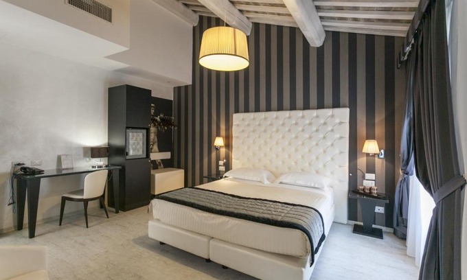Ferrara Hotel | Hotel Nazionale