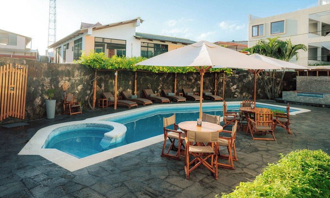Bahia de la Academia Hotel | Hotel Ninfa