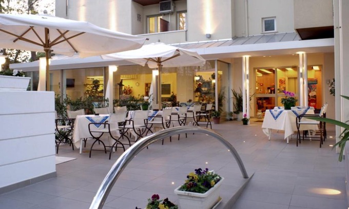 Alba Hotel | Hotel Nives