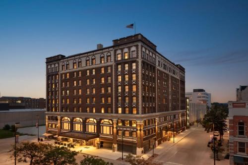 Green Bay Hotel | Hotel Northland, Autograph Collection