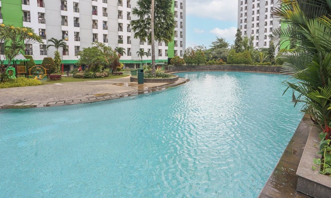 South Tangerang Hotel | Hotel O Ciputat Near Apartment Green Lake View Ciputat