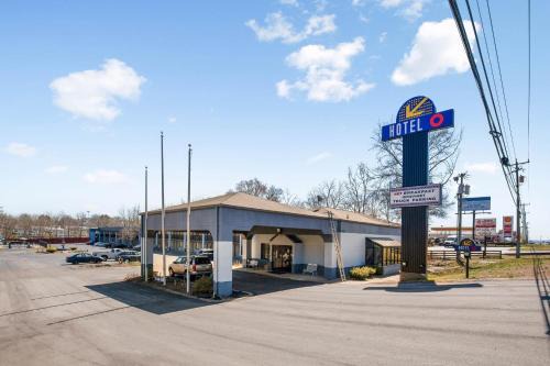 Columbia Hotel | Hotel O Columbia Downtown near I-65