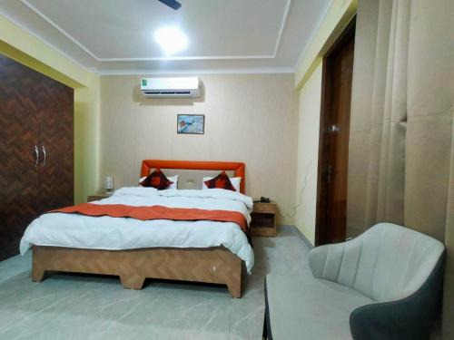 Sector 27 Hotel | Hotel O Dk Hotel