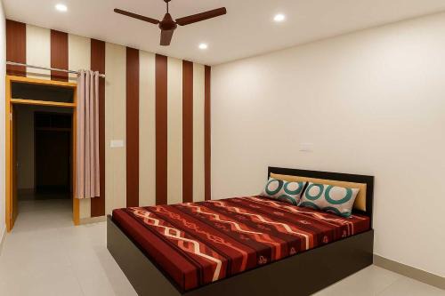 Chhata House | Hotel O Radhika Guest House