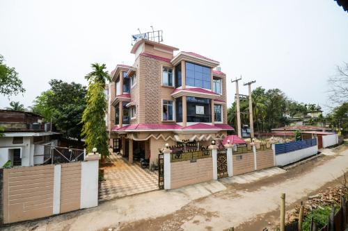 Gauhati Hotel | Hotel O Sri Sai Guest House