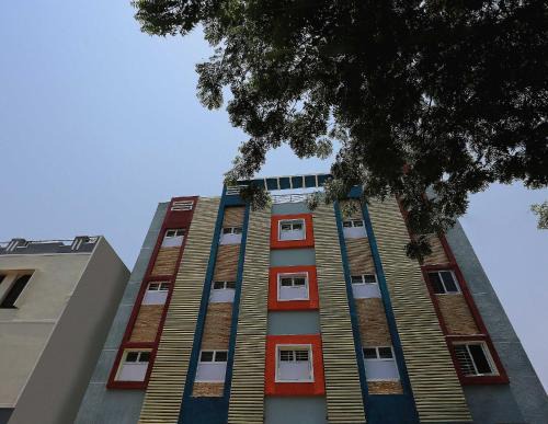 Hyderabad Hotel | Hotel O Sruan Inn Kamineni Bus Stop