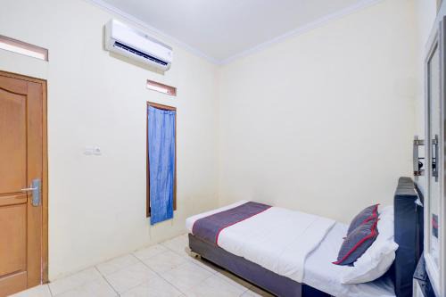 Curug Hotel | Hotel O Tangerang Near Indomilk Arena Stadium Formerly Sultan Residence