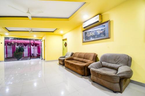 Bhatapara Hotel | Hotel O The Trio