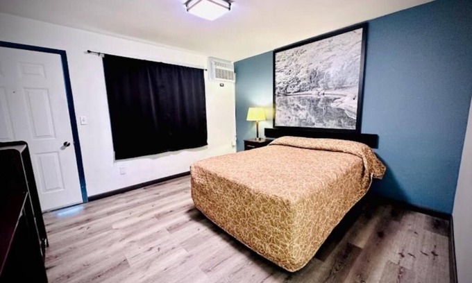 Oskaloosa Hotel | Hotel O