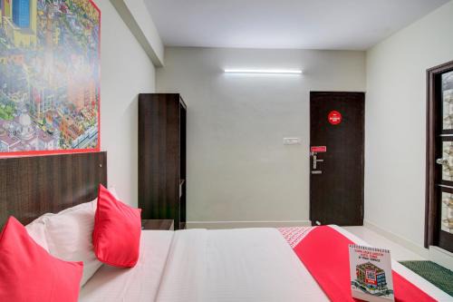 BTM Layout Hotel | Hotel O Varcity Plaza