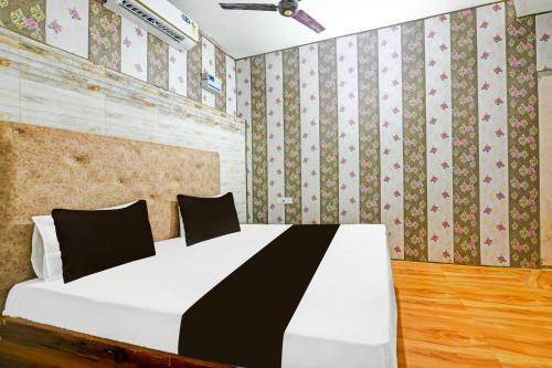 Badarpur Hotel | Hotel O Yuvraj Palace