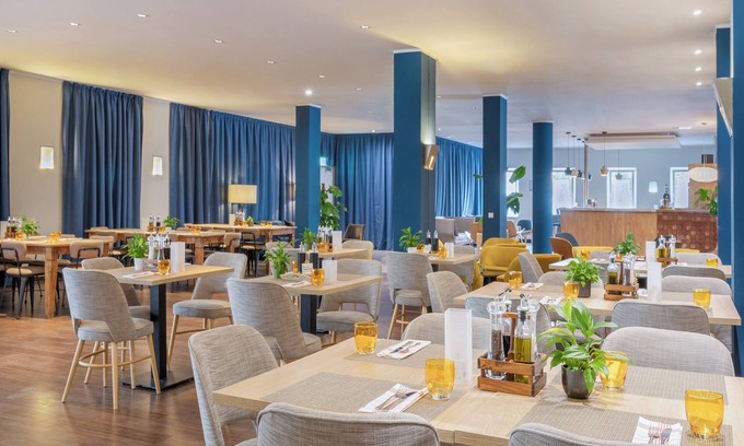 Oberhausen Hotel | Hotel Oberhausen Neue Mitte Affiliated by Meliá