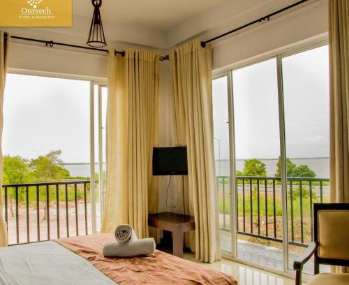 Seeduwa - Katunayake Hotel | Hotel Onreech