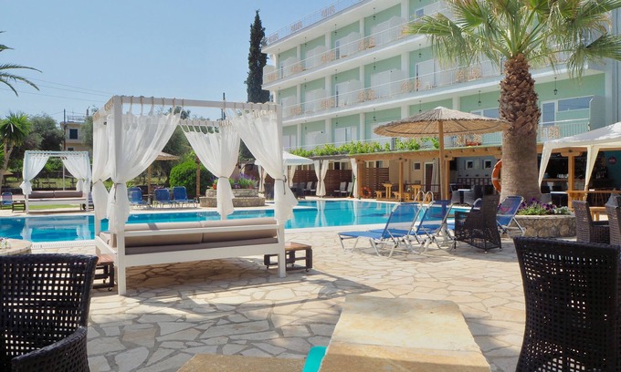 Ipsos Hotel | Hotel Paloma Blanca