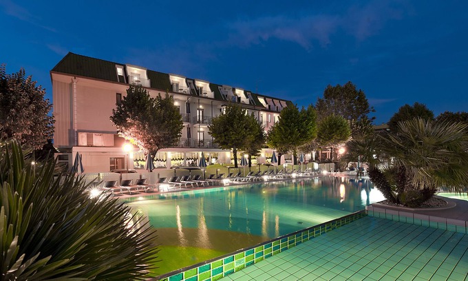 Bellaria-Igea Marina Hotel | Hotel Paris Resort