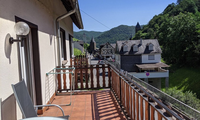 Mainz-Bingen House | Hotel Pension Winzerhaus