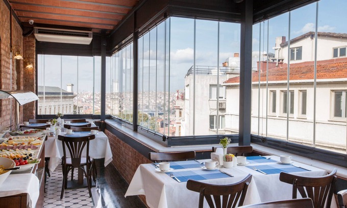 Pera Hotel | Hotel Pera Parma