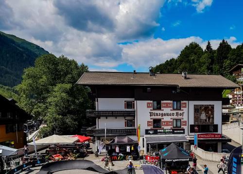 Hinterglemm Hotel | Hotel Pinzgauerhof - Inclusive Evening Dinner and Joker Card in summer