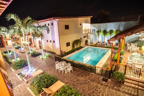 Granada Hotel | Hotel Plaza Marbella Granada