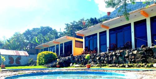 San Pedro La Laguna Hotel | Hotel Porto Bello
