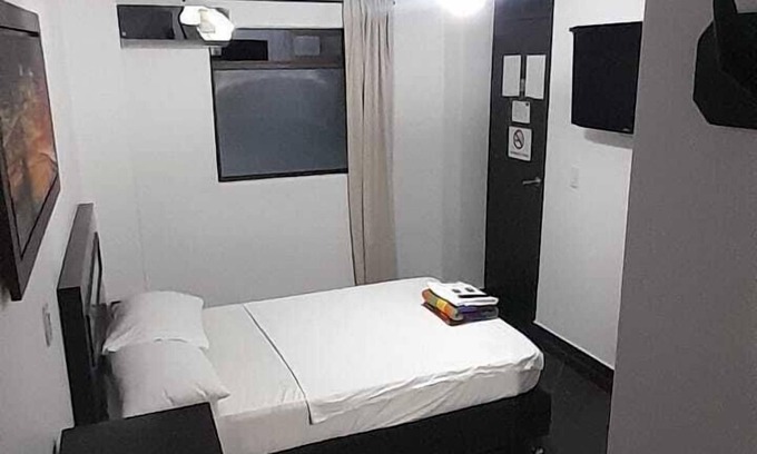 Guayabal Hotel | Hotel Praga Medellín